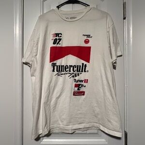 White and Red Graphic Men's T-Shirt